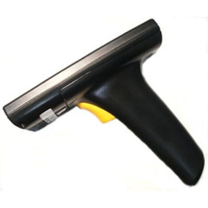 B8200PISTOL02